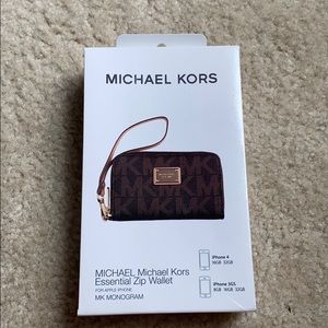 Brown and gold Michael Kors Wallet